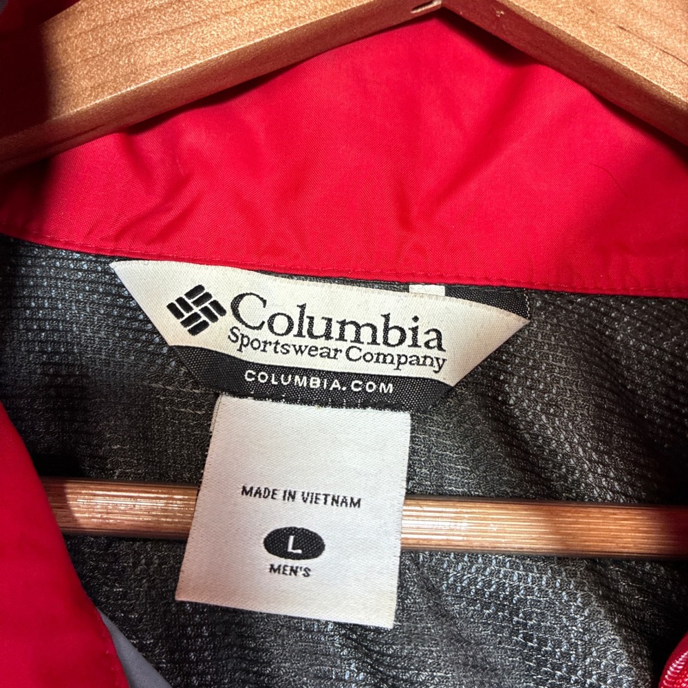 Columbia Packable Windbreaker Mens Large Red Black Vintage Hooded Rain Jacket - Picture 3 of 8